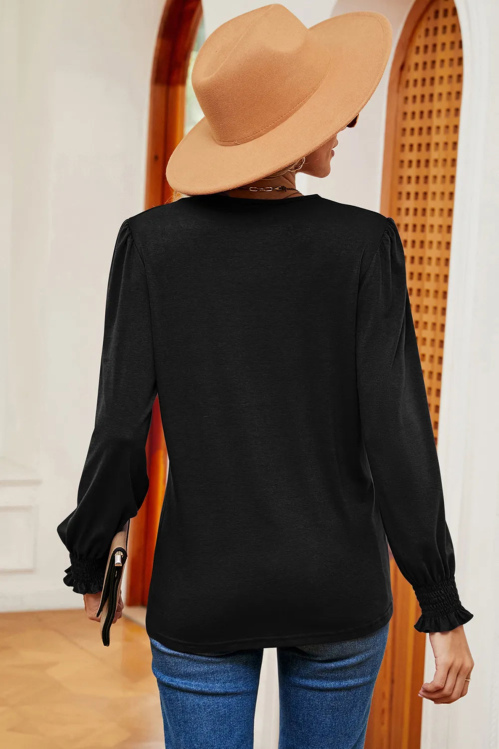 V-neck Long Sleeve T-shirt (2)