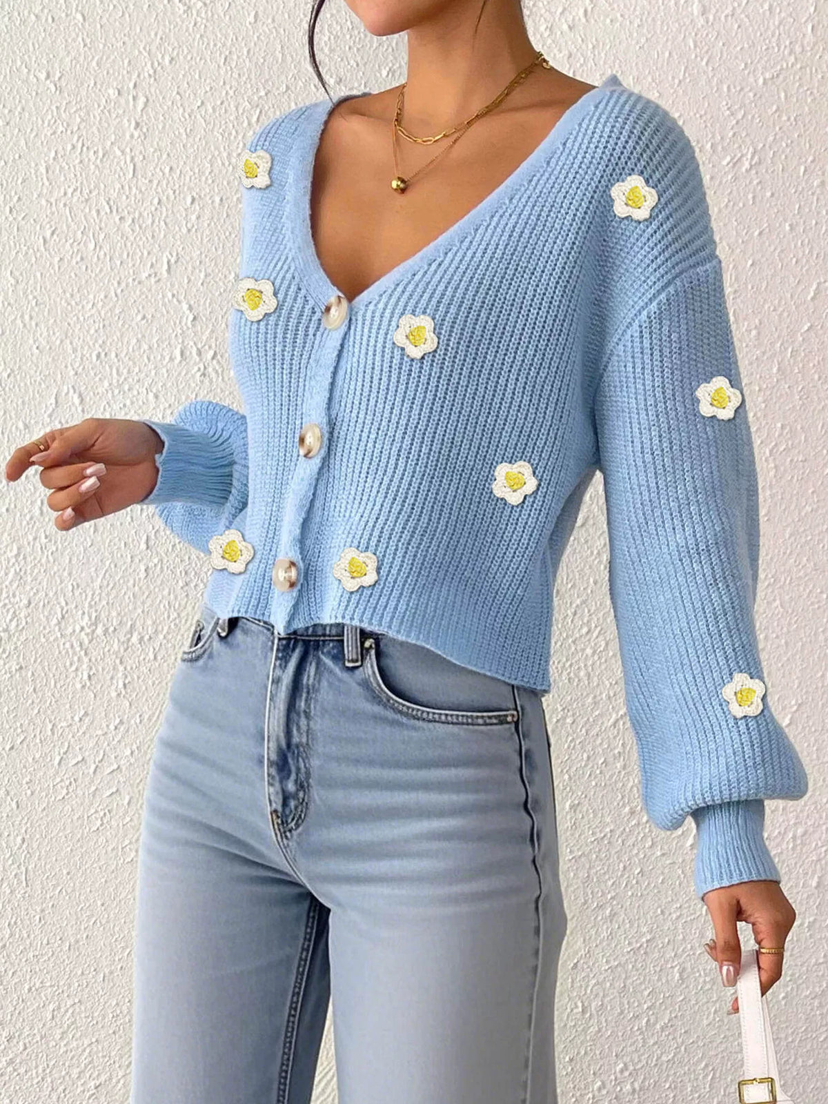 Floral V-neck Button-down Cropped Cardigan (12)