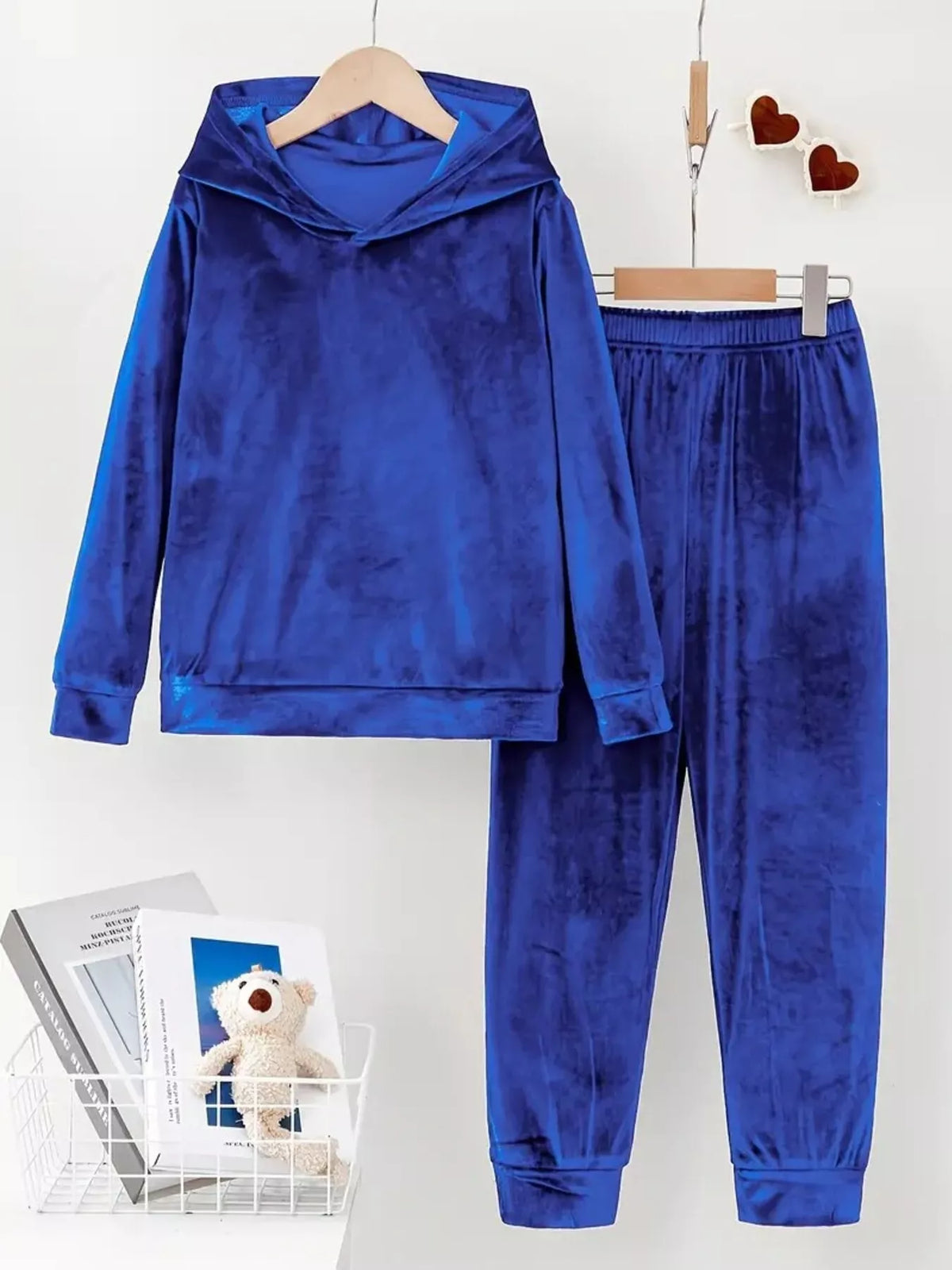 Full Size Velvet Hoodie Pants Set Plus (6)