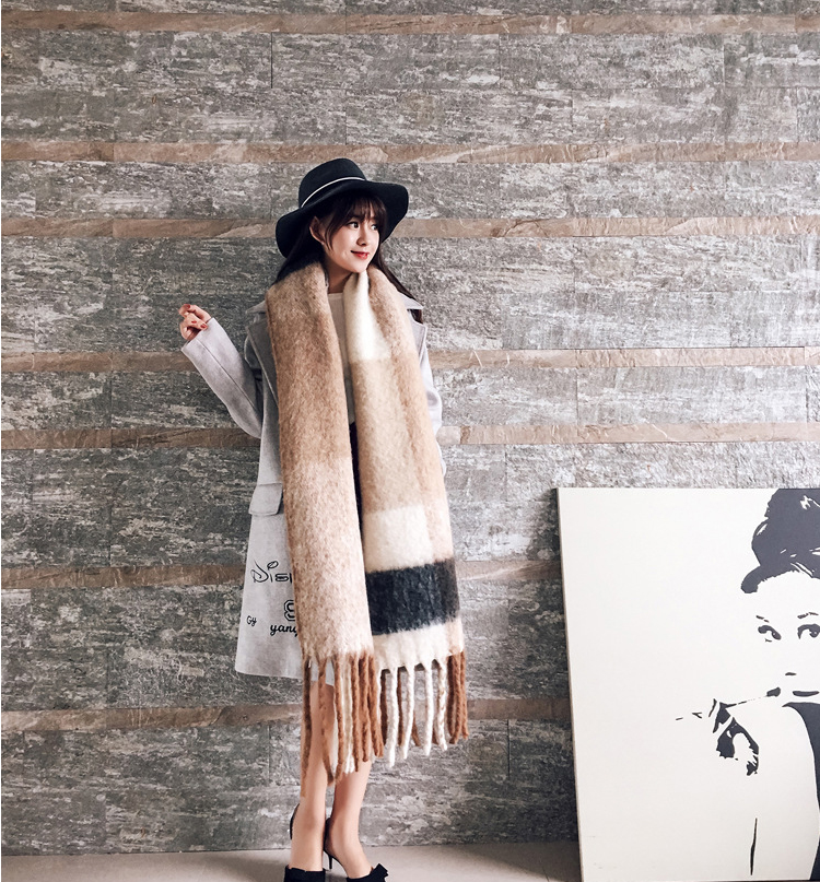 Cashmere-inspired Scarf photo 4