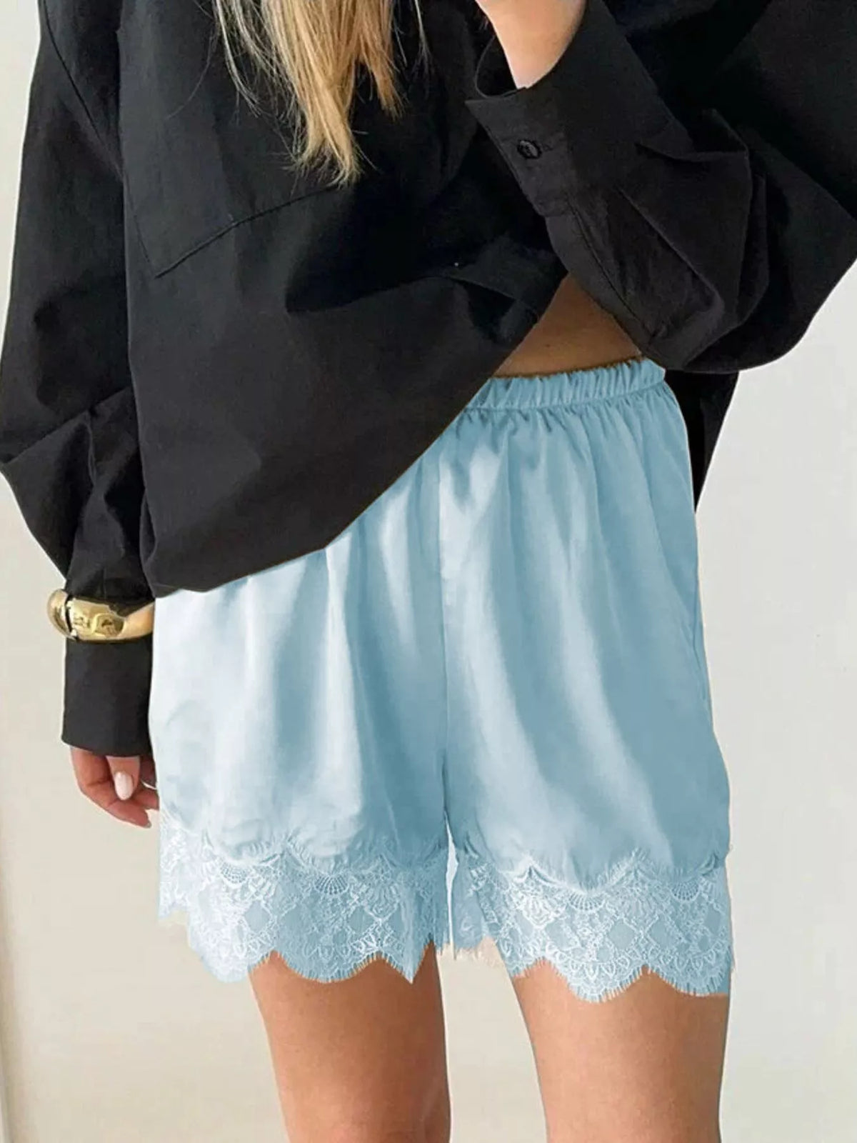 Lace Trim Elastic Waist Shorts (15)