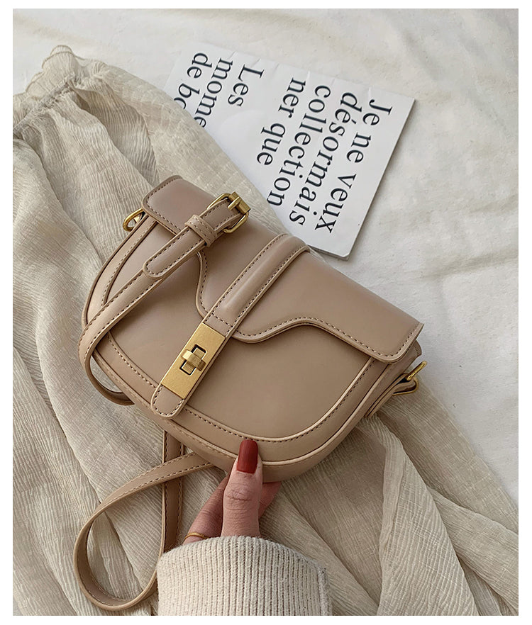 Retro Shoulder Bag photo 18
