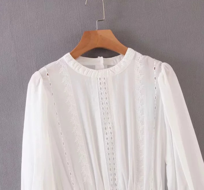 White T Shirt photo 1