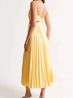 Elegant Pleated Midi Dress Cut-out Details (3)
