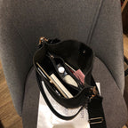 Scrub Bucket Bag Shoulder photo 5