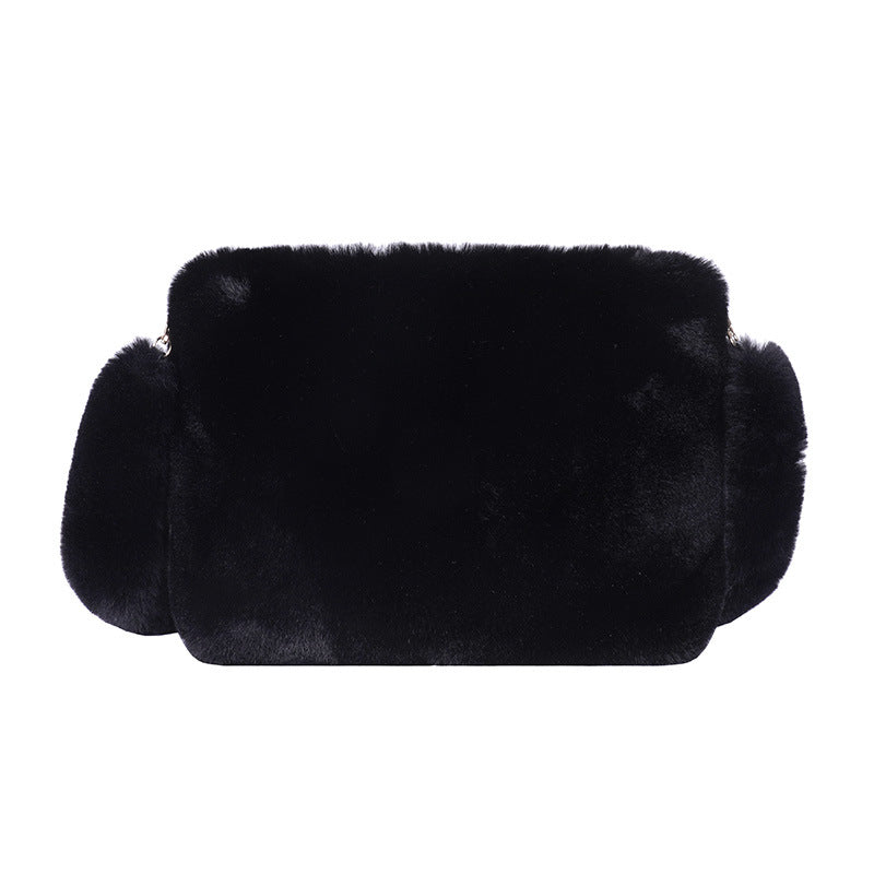 Korean Retro One-shoulder Messenger Plush Bag photo 2