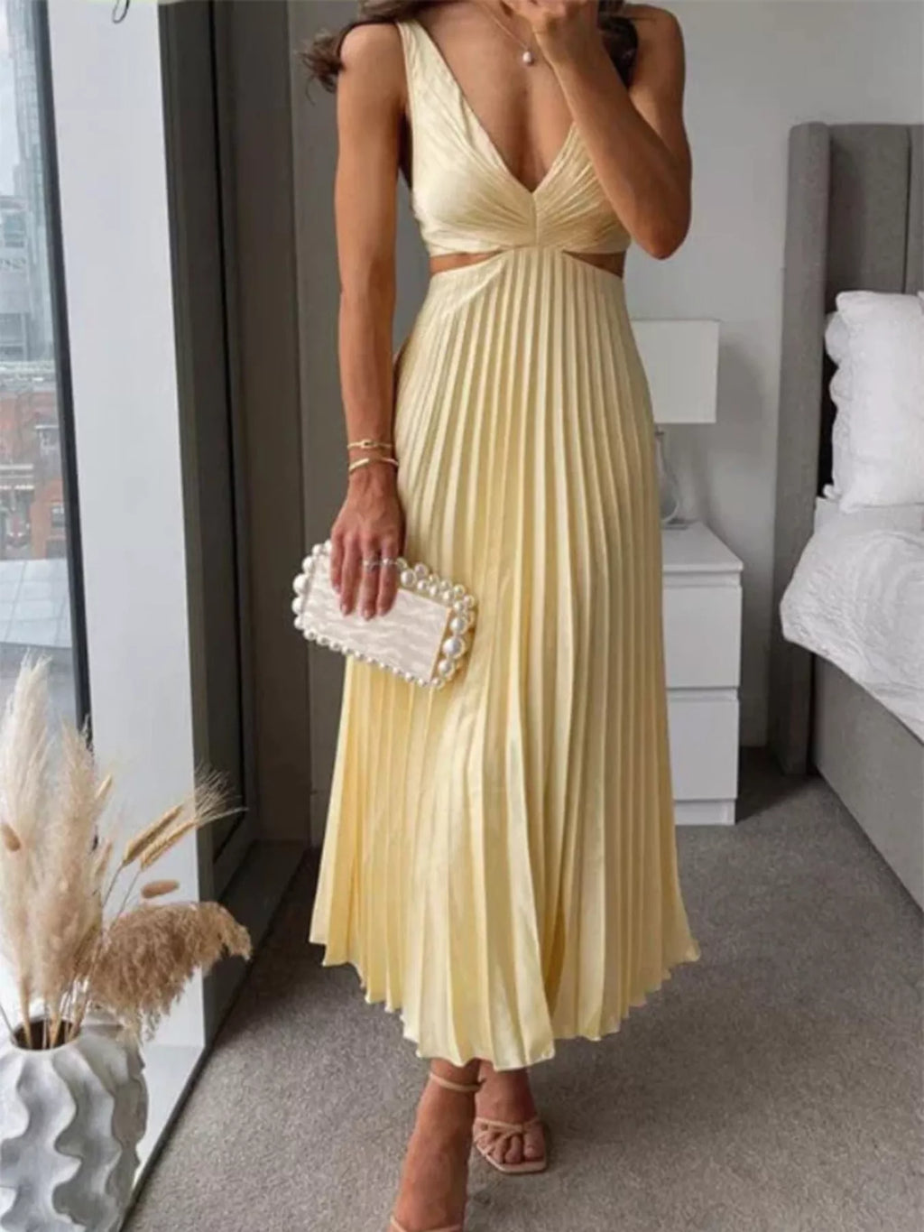 Elegant Pleated Midi Dress Cut-out Details