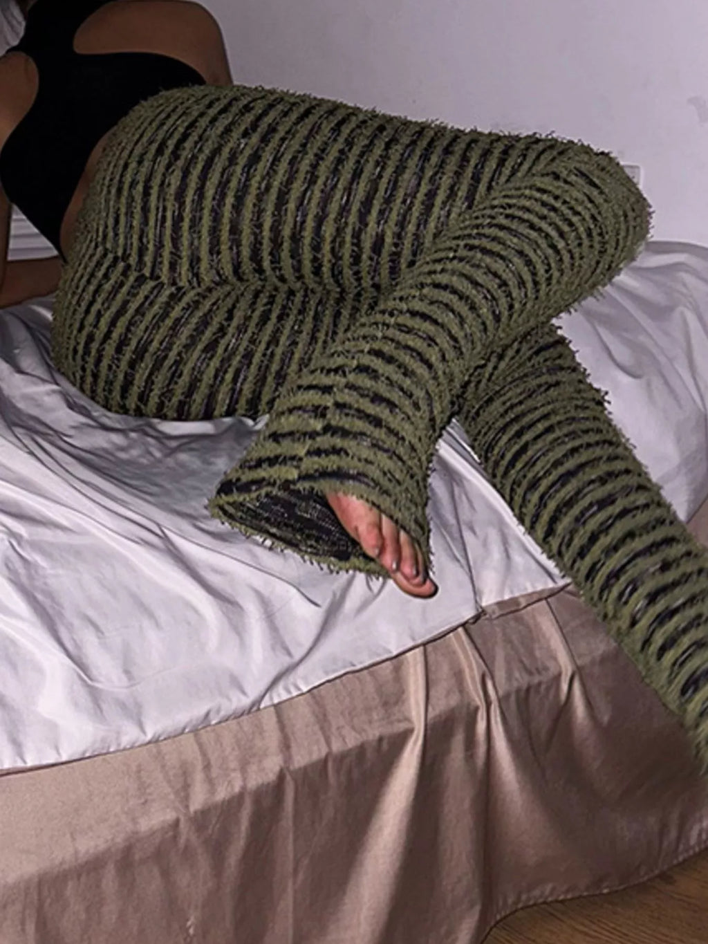 Striped Fuzzy Textured Knit Pants (8)