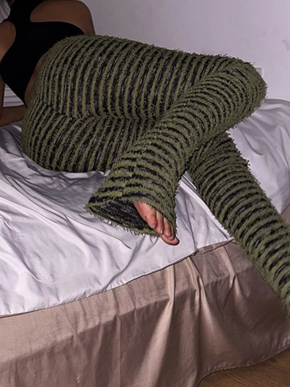 Striped Fuzzy Textured Knit Pants (8)