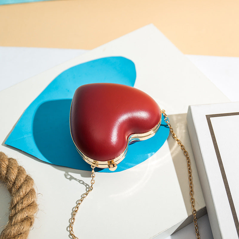 Red Heart-shaped Shoulder Bag Lover Chain photo 3