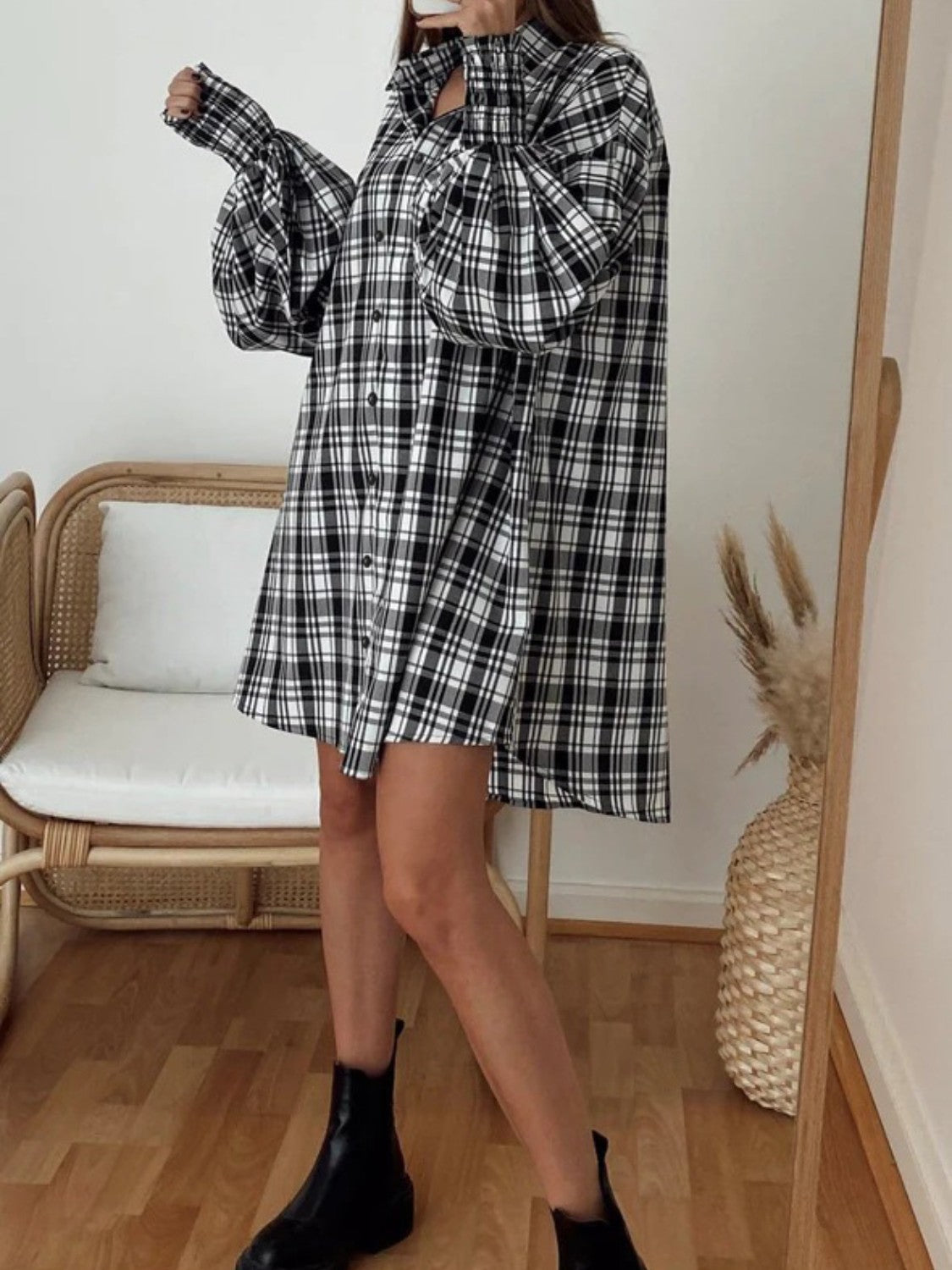 Plaid Lantern Sleeve Shirt (12)