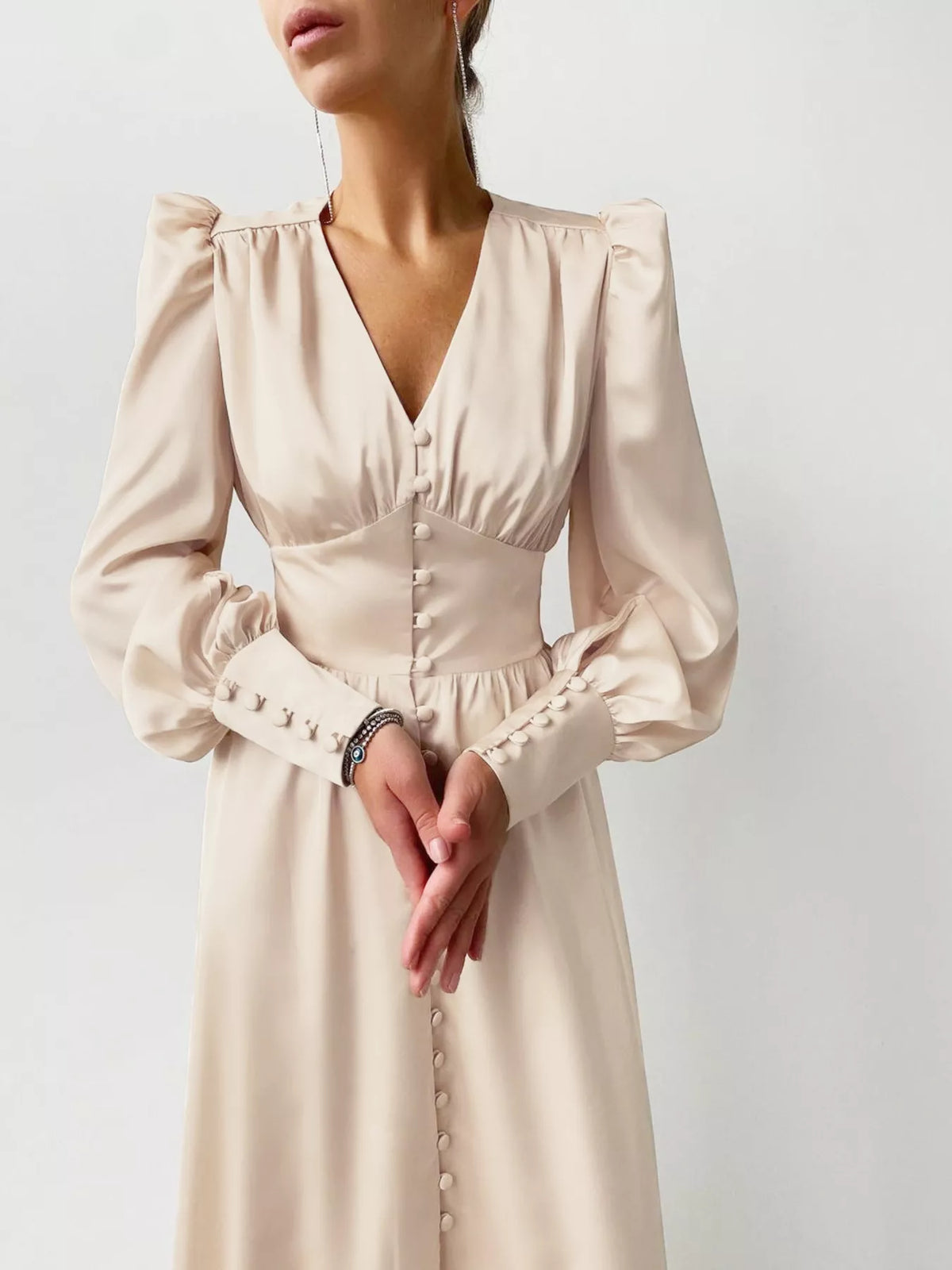 Elegant V-neck Puff Sleeve Button-down Midi Dress (5)