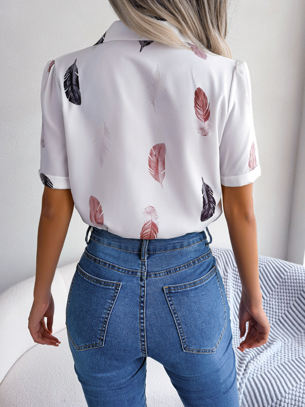 Feather Print Lapel Collar Puff Sleeve Shirt (2)