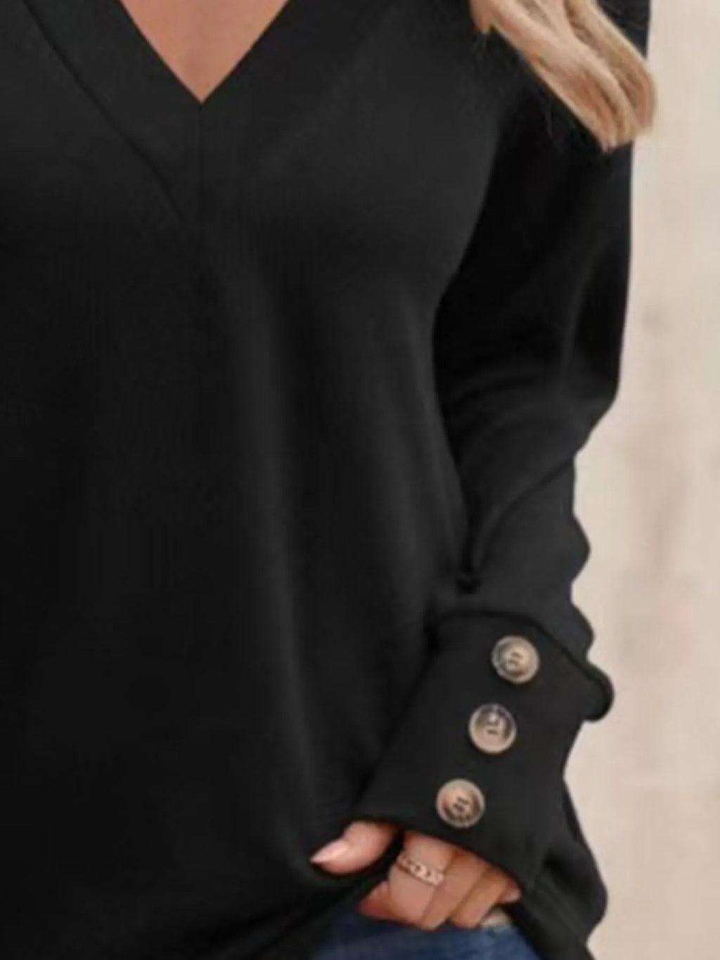 V-neck Long Sleeve T-shirt (6)
