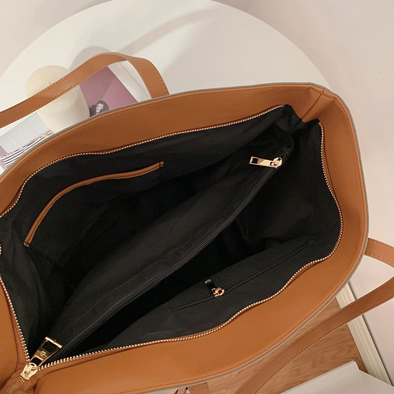 Large Capacity Oxford Cloth Handbag Shoulder Bag photo 3