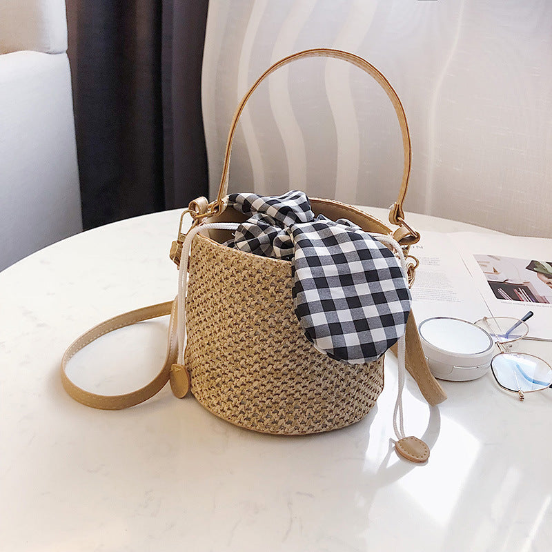 Wild Ins One-shoulder Bucket Bag Simple Woven Handbag variant CJNS105918101AZ