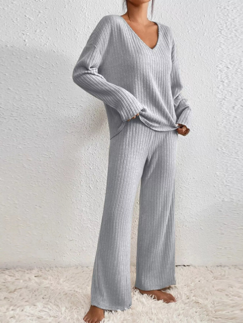 Ribbed V-neck Top Pants Set (2)
