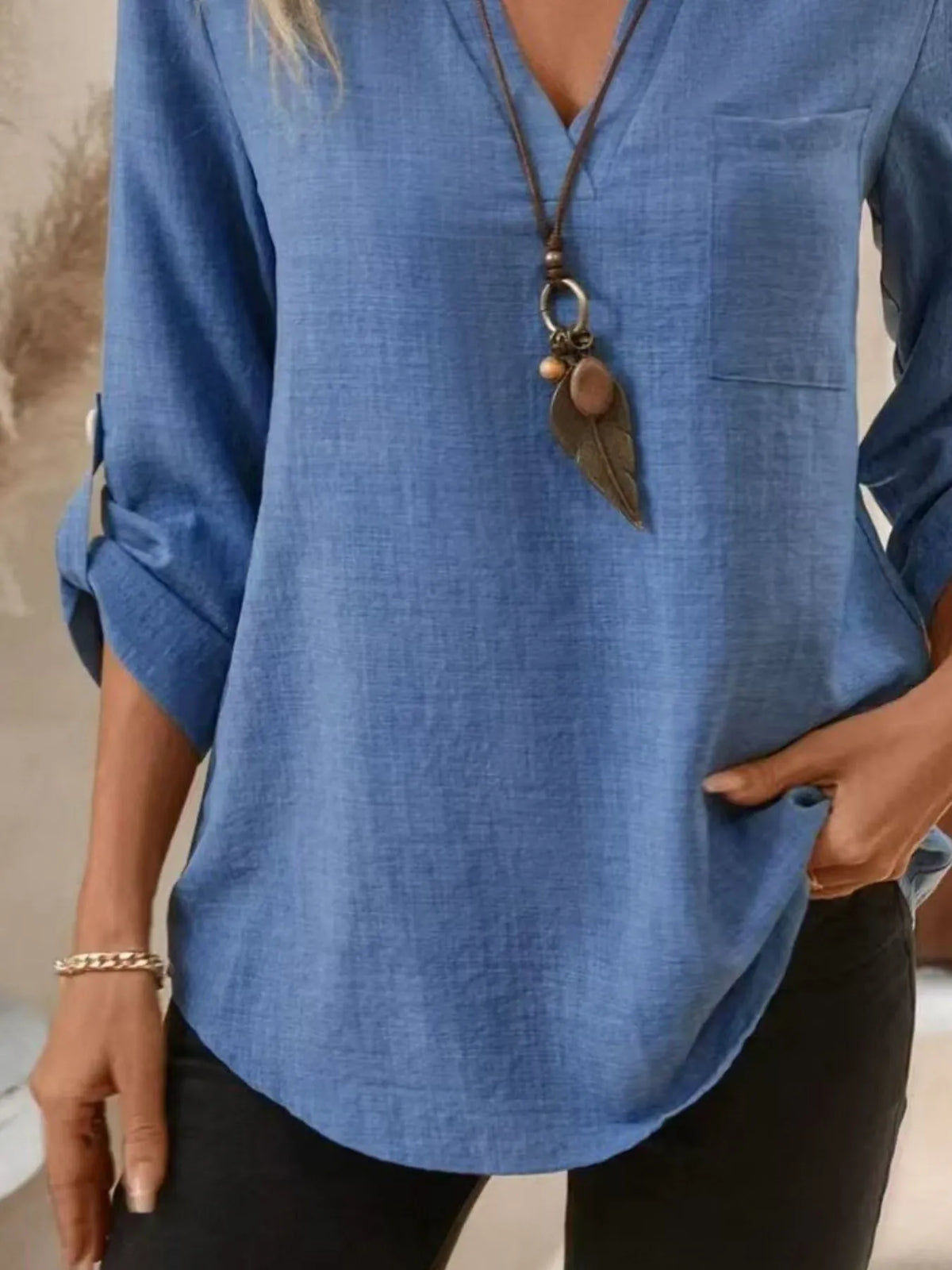 Casual Notched Roll-up Sleeve Pocket Blouse (3)