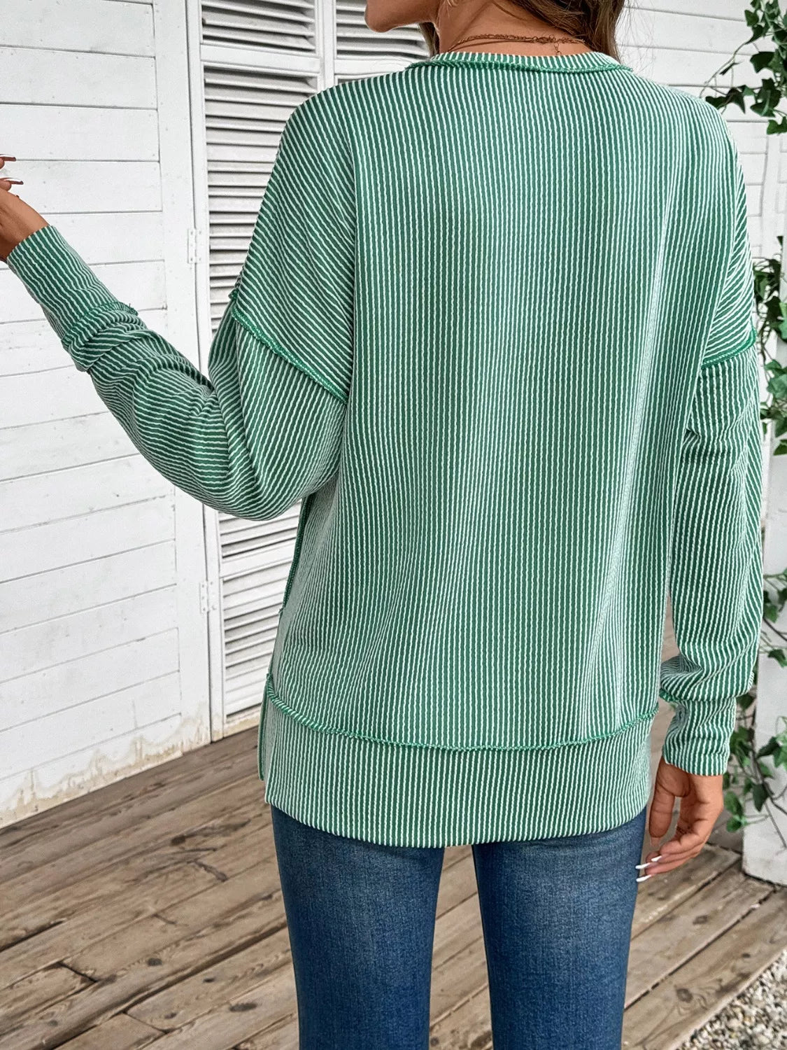 Side Slit Round Neck Sweatshirt (14)