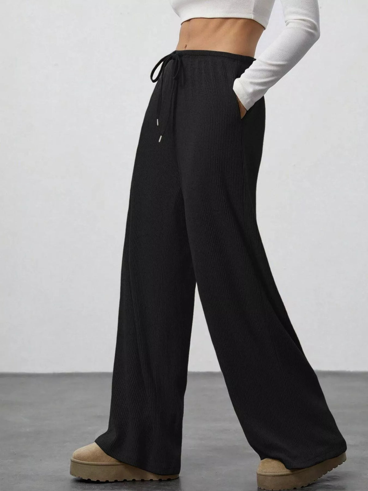 Relaxed Fit Wide Leg Pants (20)