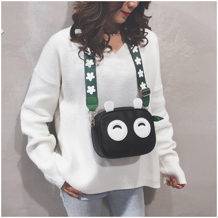 Panda Shoulder Bag photo 12