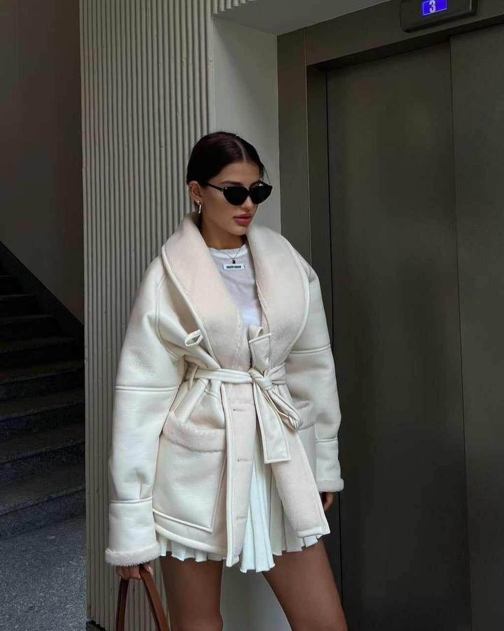 Leather Fur Korean Long Sleeve Splicing Coat photo 4
