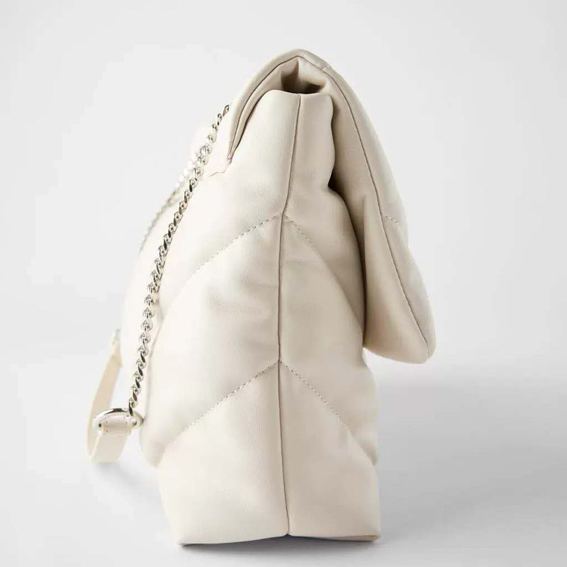 Bag White Quilted Oversized Shoulder photo 1