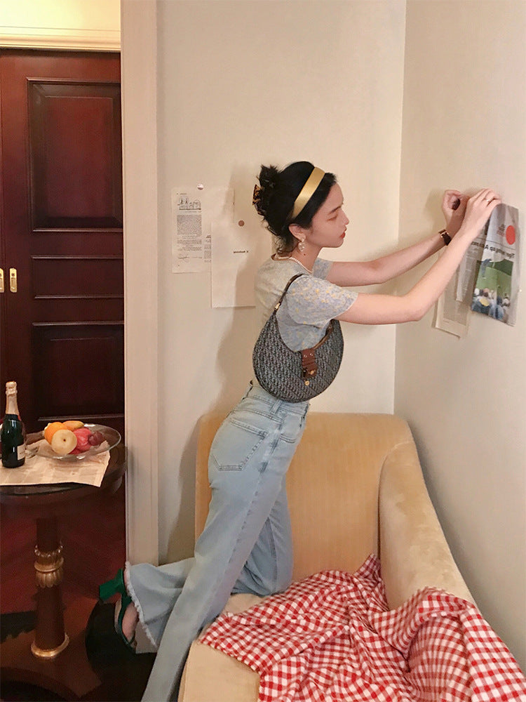 Loose High-rise Jeans photo 3