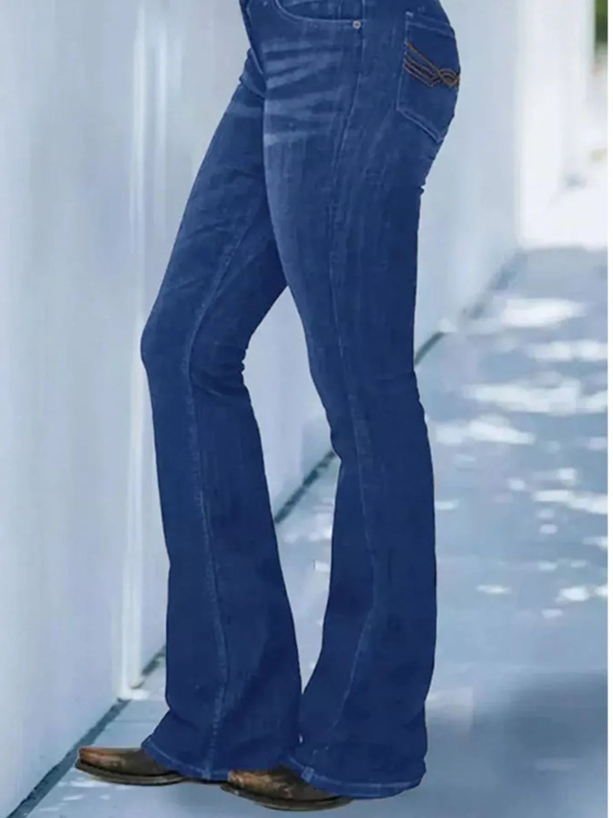 Full Size Wash Flare Jeans Pockets Plus (9)