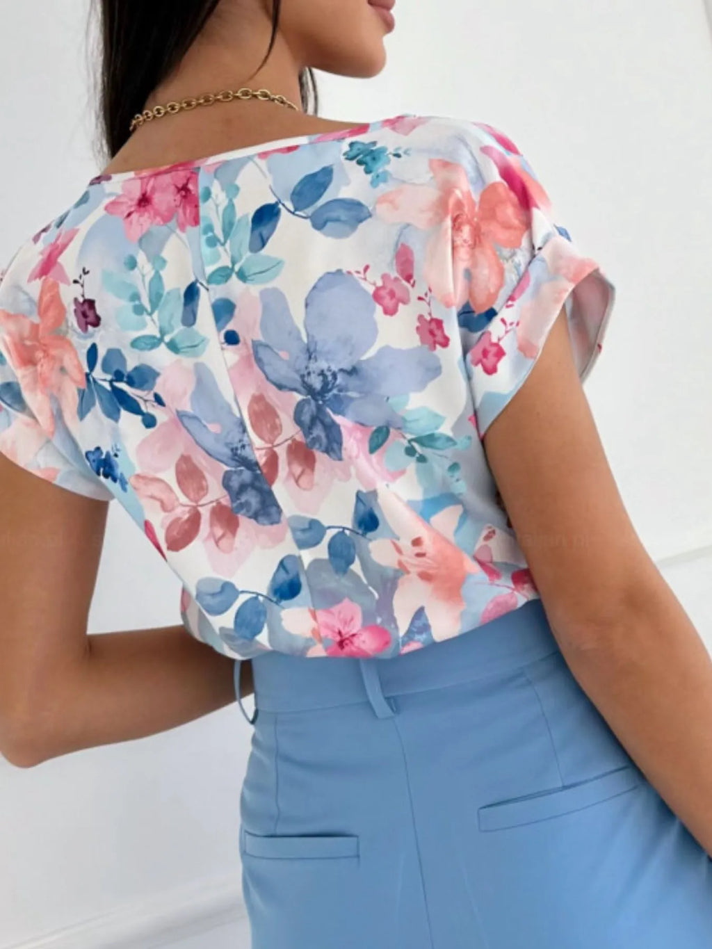 Classic Rolled Sleeve T-shirt (6)