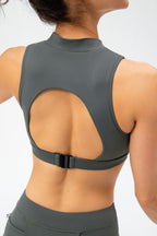 Full Size Cropped Cutout Back Zipper Front Active Tank Top (2)