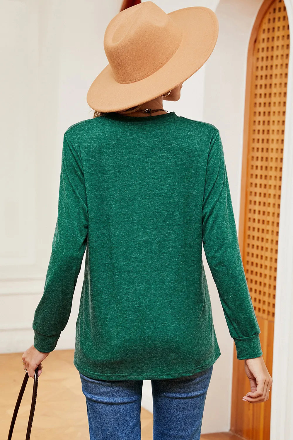 Notched Long Sleeve T-shirt (23)
