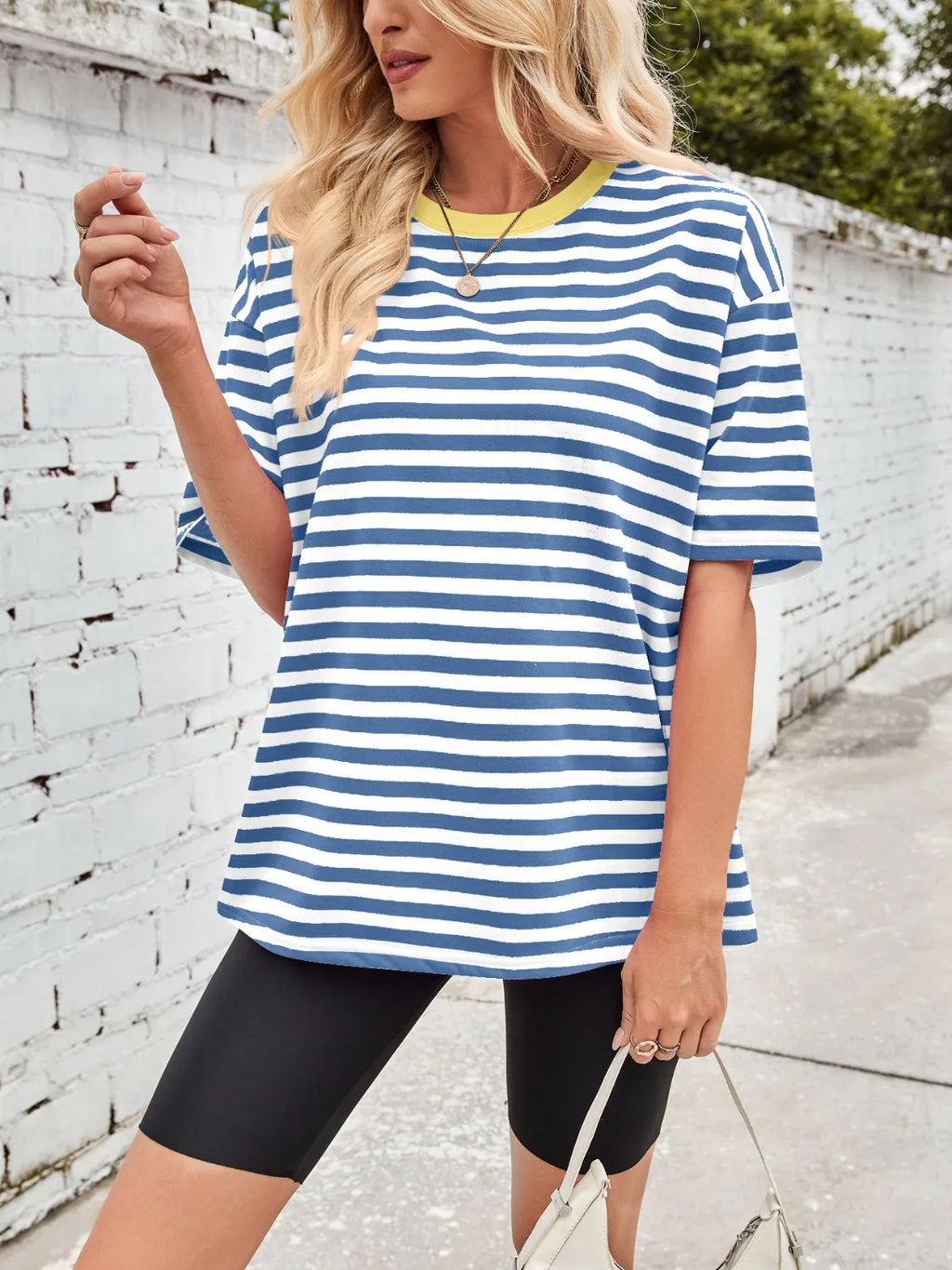 Contrast Striped Round Neck T-shirt (15)