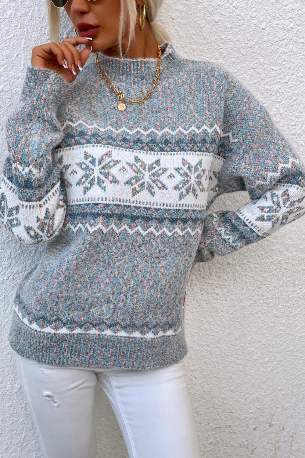 Snowflake Pattern Mock Neck Sweater (4)