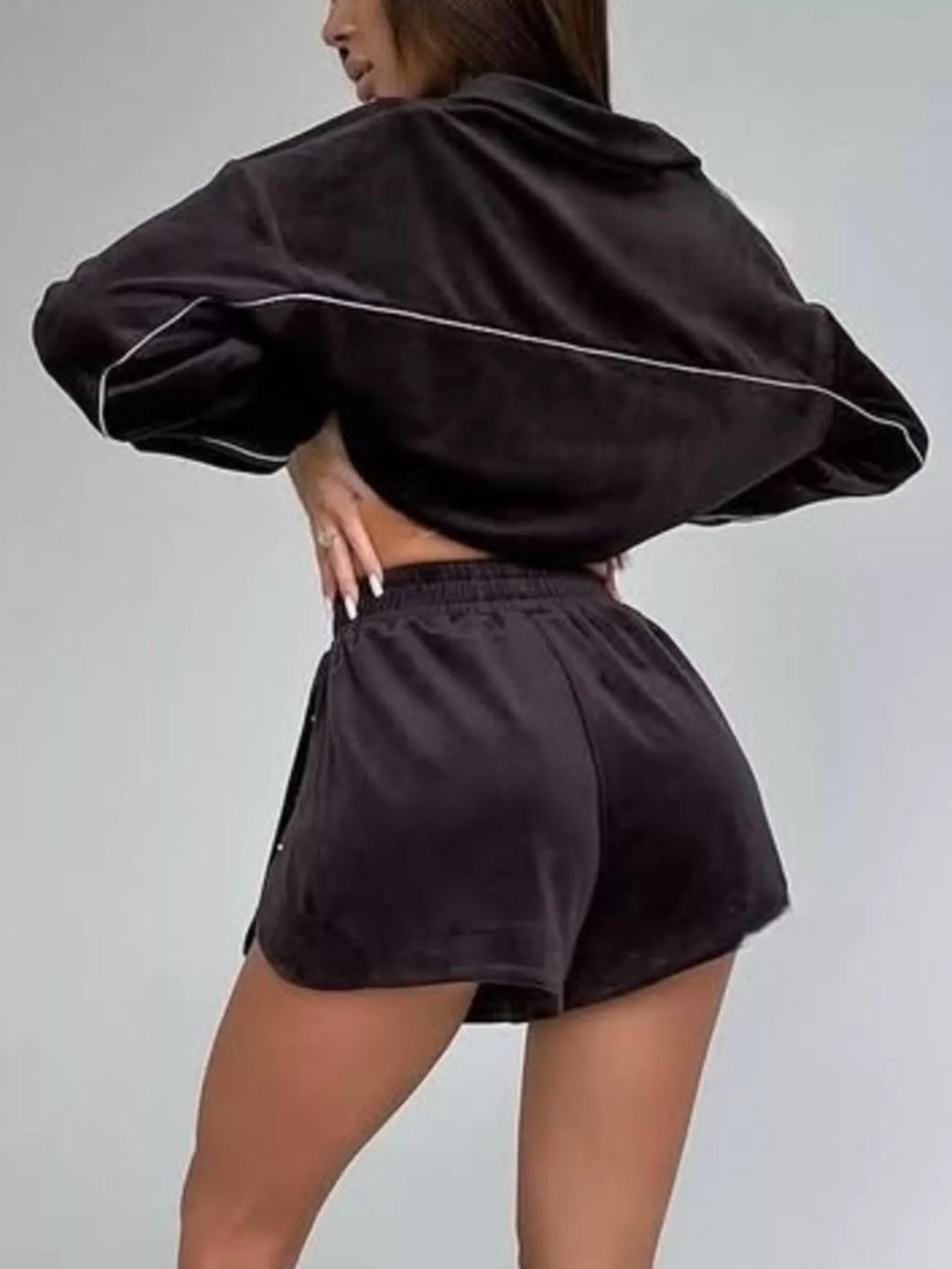 Zip-up Outerwear Shorts Set (23)