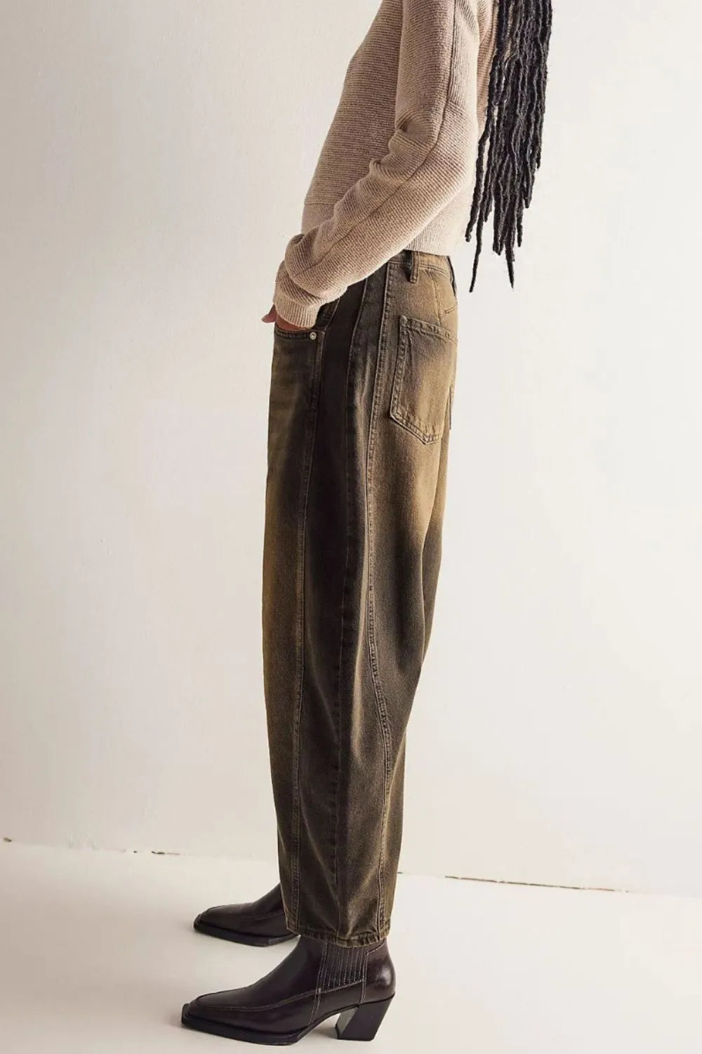 Wide Leg Jeans Pockets (17)