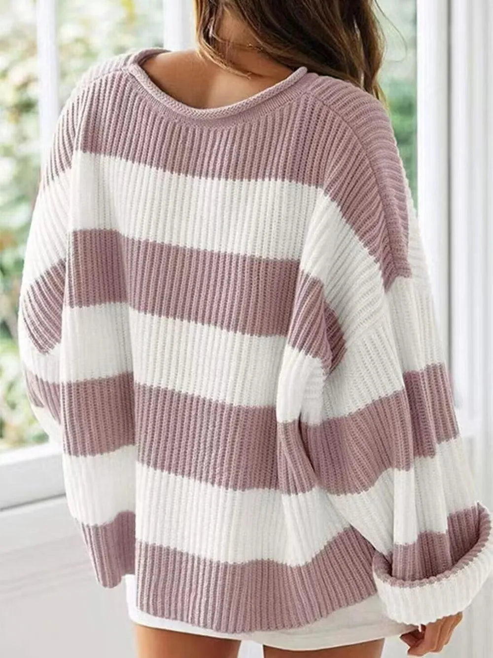 Round Neck Long Sleeve Sweater (9)