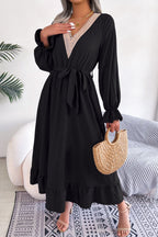 Contrast Belted Flounce Sleeve Dress (7)