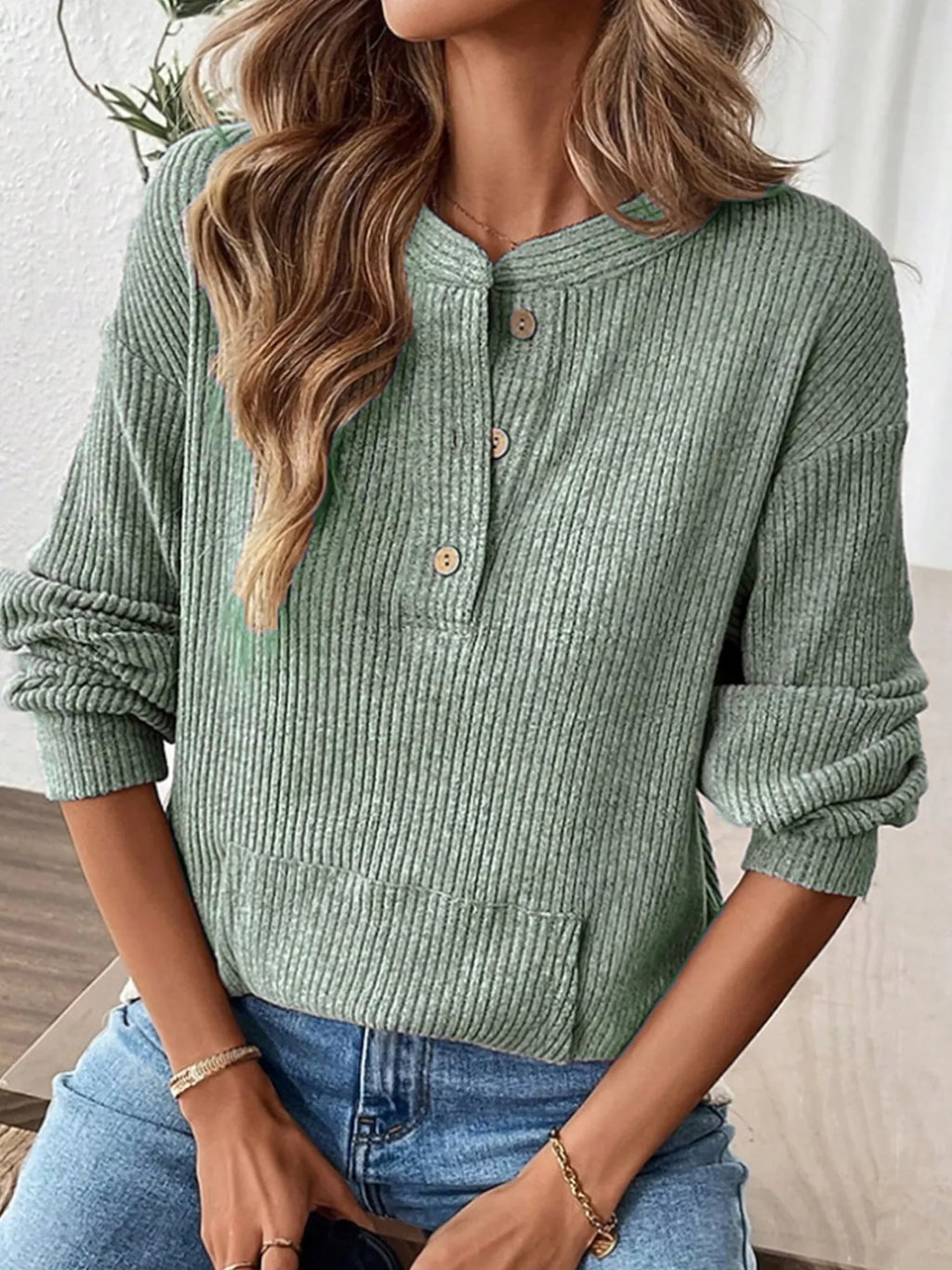 Ribbed Button Detail Long Sleeve T-shirt (4)