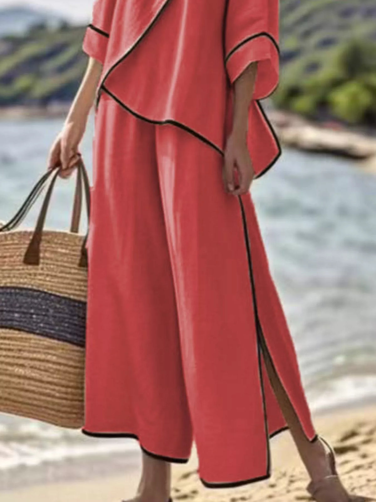 Full Size Contrast Trim Top Wide Leg Pants Set Plus (15)