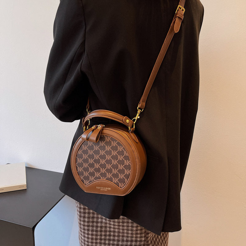 Letter Print Cool Handsome Simple Shoulder Bag photo 3
