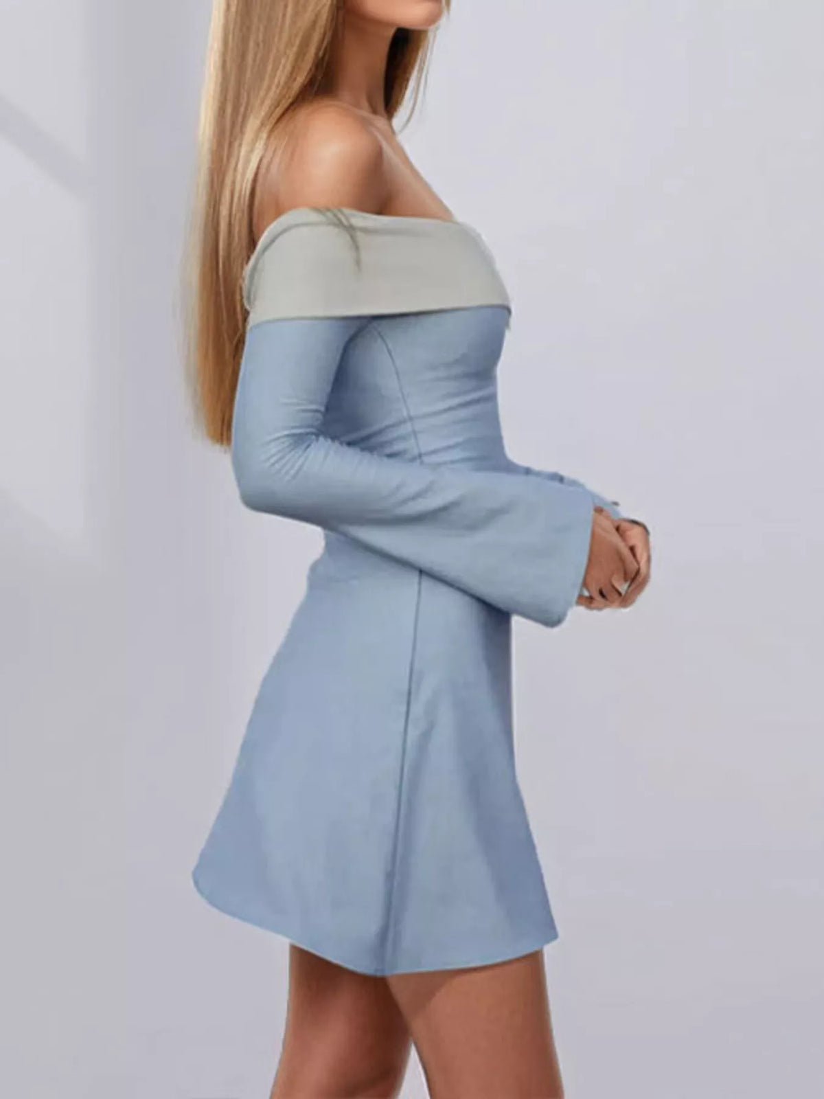 Off-shoulder Flare Sleeve Mini Dress (2)