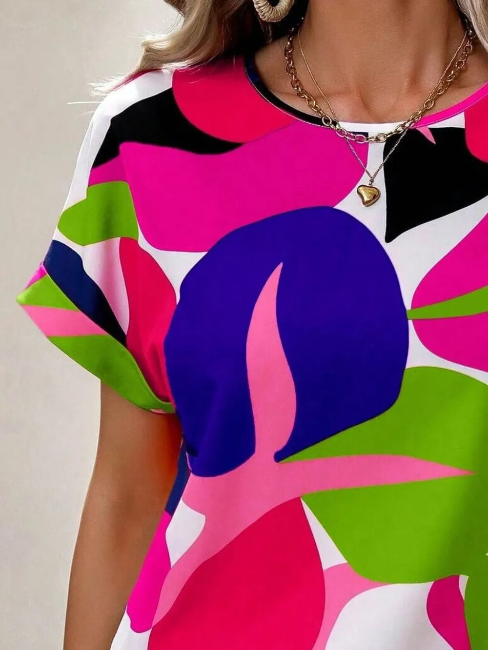 Contrast Round Neck Short Sleeve Blouse (3)