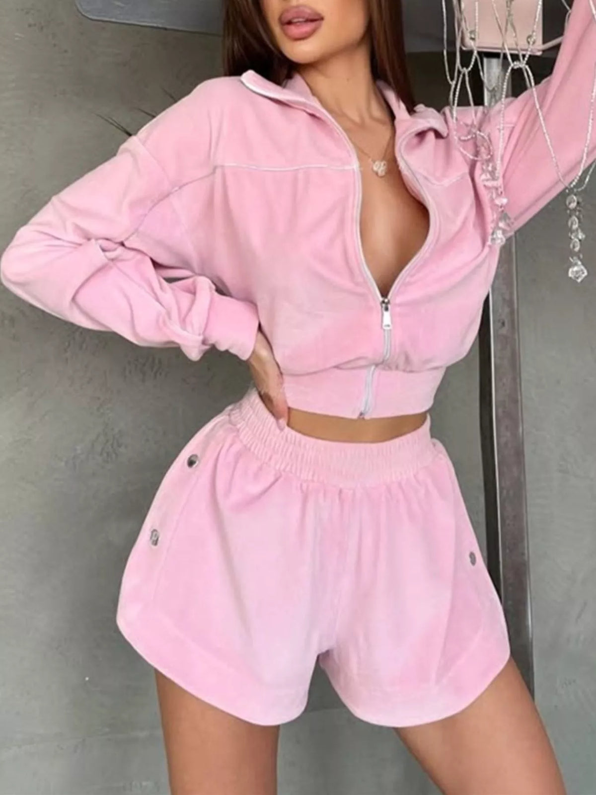 Zip-up Outerwear Shorts Set (9)