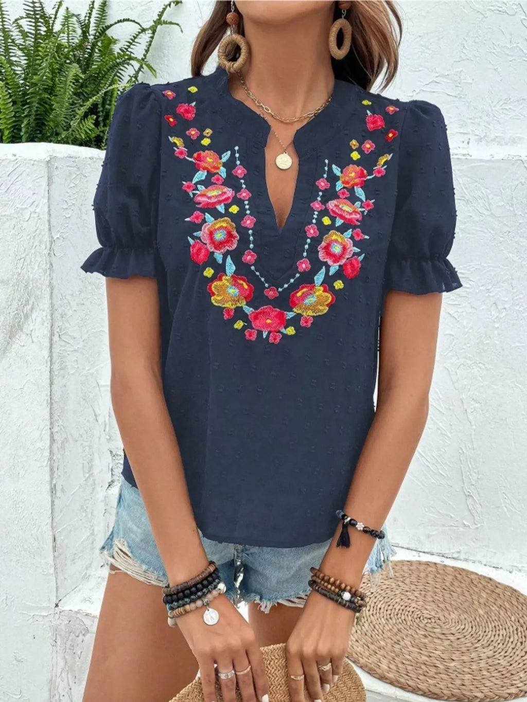 Floral Embroidered Puff Sleeve Blouse (3)