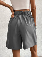 Pocketed Half Elastic Waist Shorts (26)