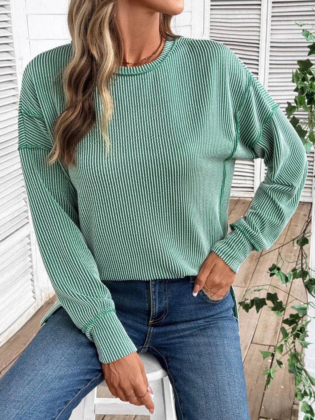 Side Slit Round Neck Sweatshirt (12)