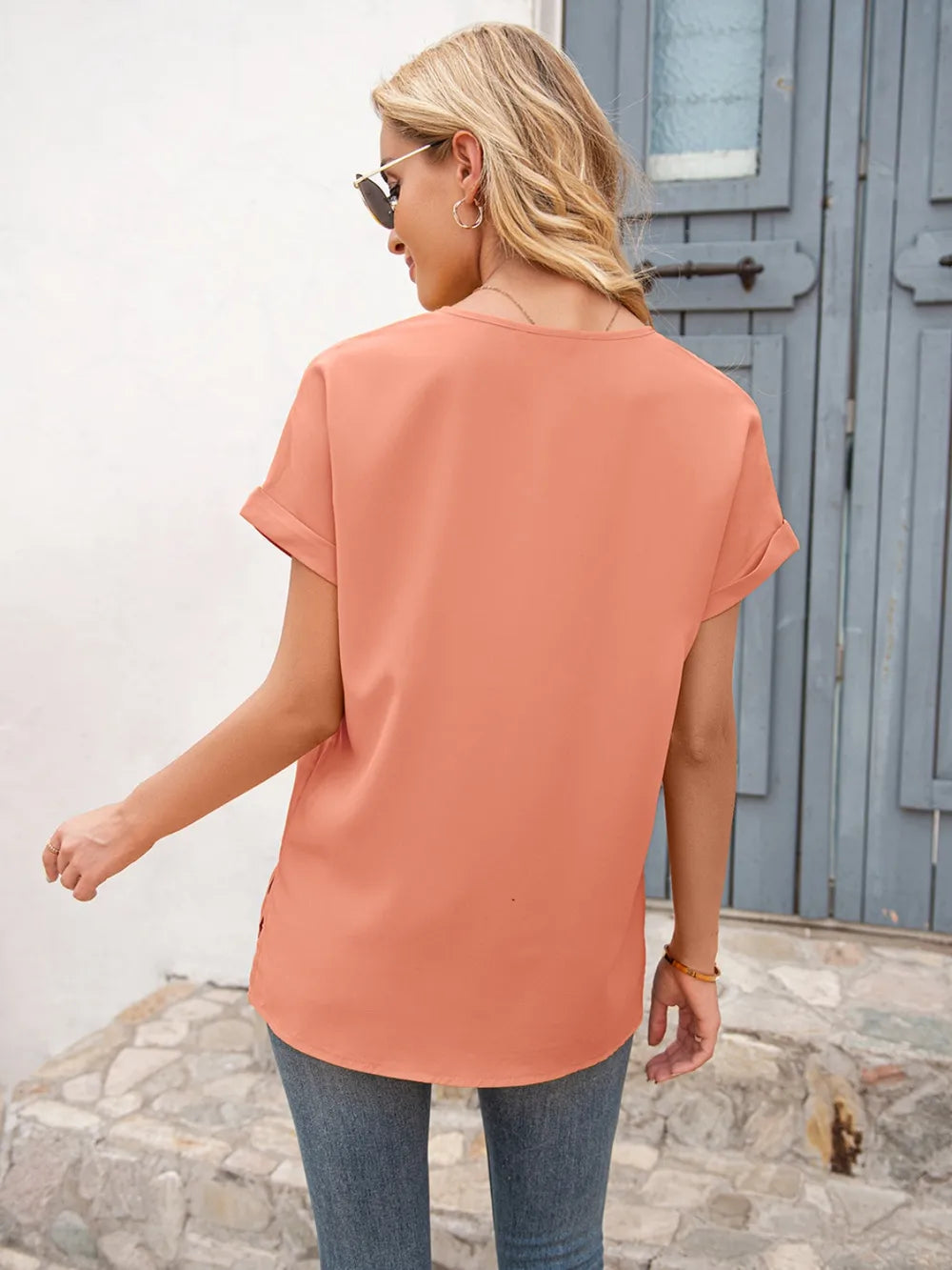 V-neck Short Sleeve T-shirt (12)