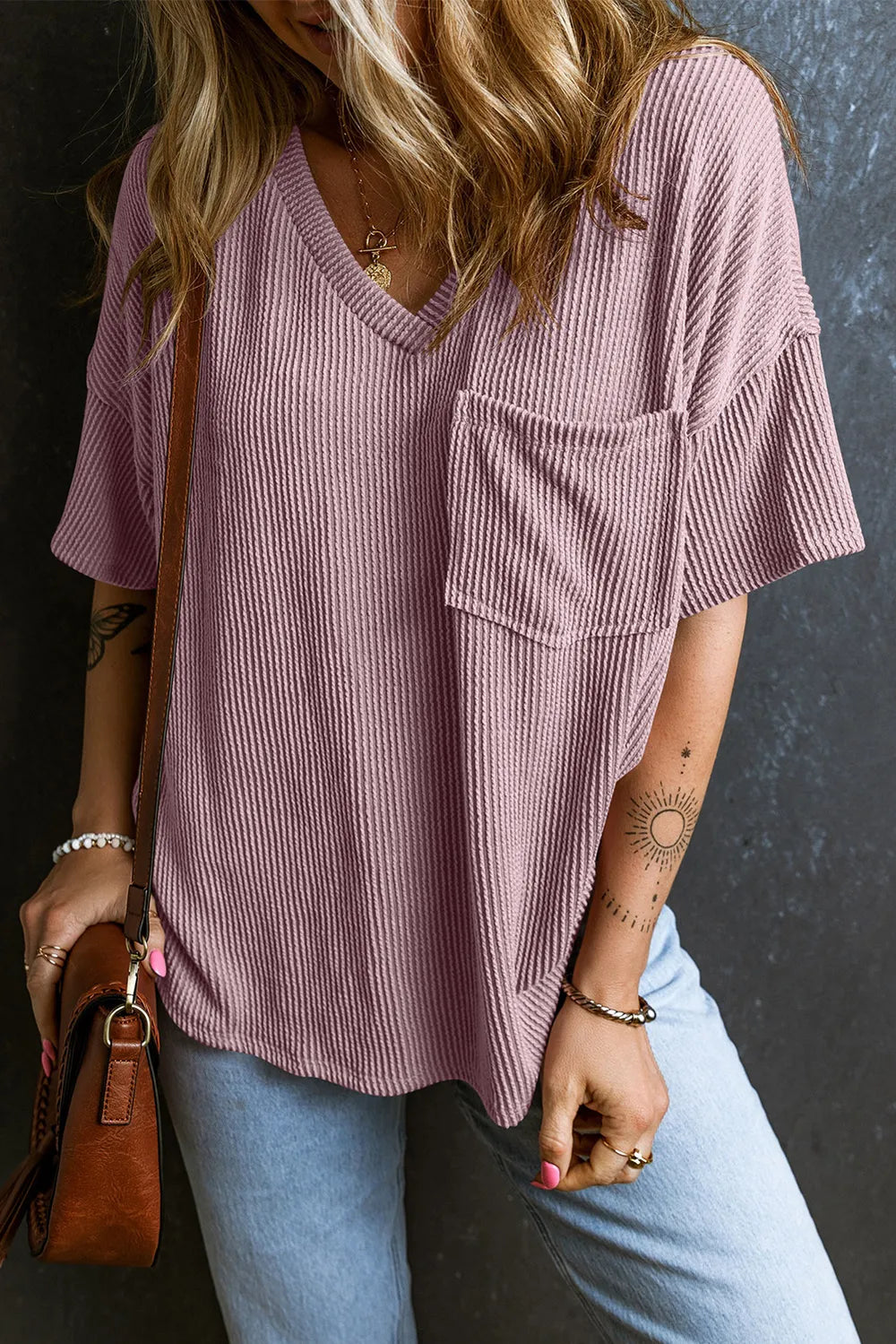 Textured V-neck Dropped Shoulder T-shirt (15)