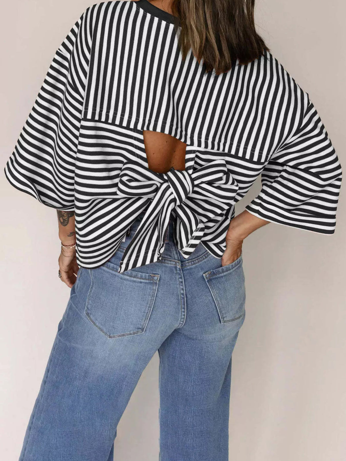Striped Back Bow Tie T-shirt (8)